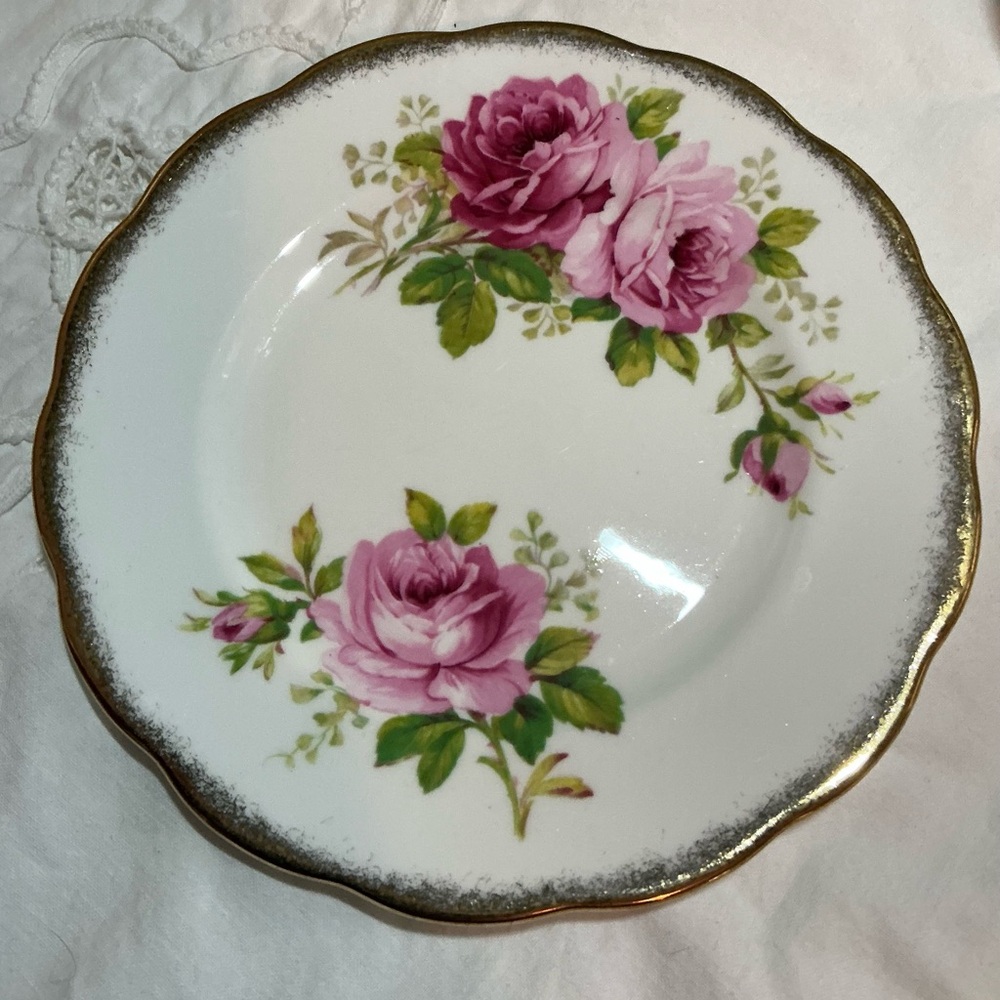 One ROYAL ALBERT Bone China American Beauty Side Plate with Gold Trim